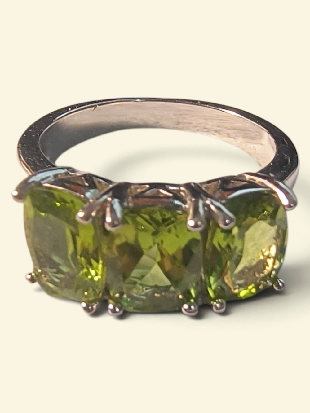 Sterling Silver Peridot Chunky Three-Stone Ring - Vibrant Green
